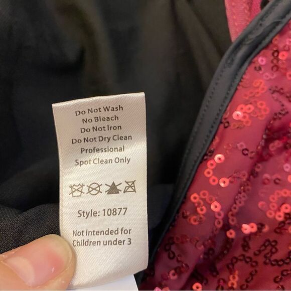 Weissman dance costume burgundy red biketard Hung Up
10877 child LC - Picture 8 of 11